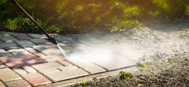 Best Sidewalk and Walkway Cleaning  in Loop, PA